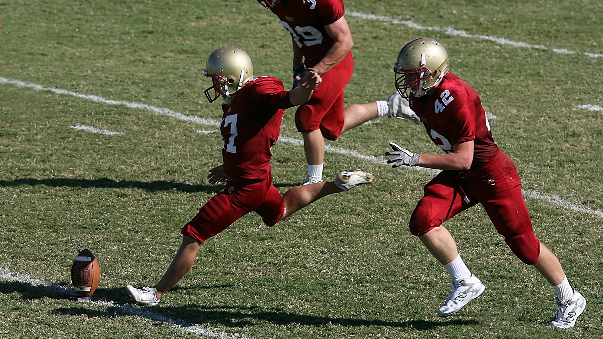开云足球直播-冰雪与热血的唯一交锋，雄鹿鏖战吉林队，锡安制胜时刻铸就传奇